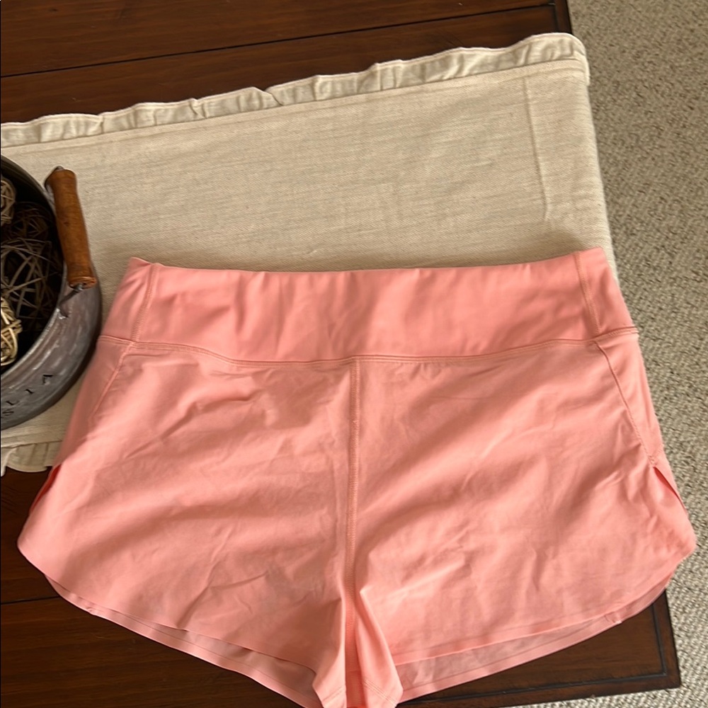 Womens coral Athleta shorts